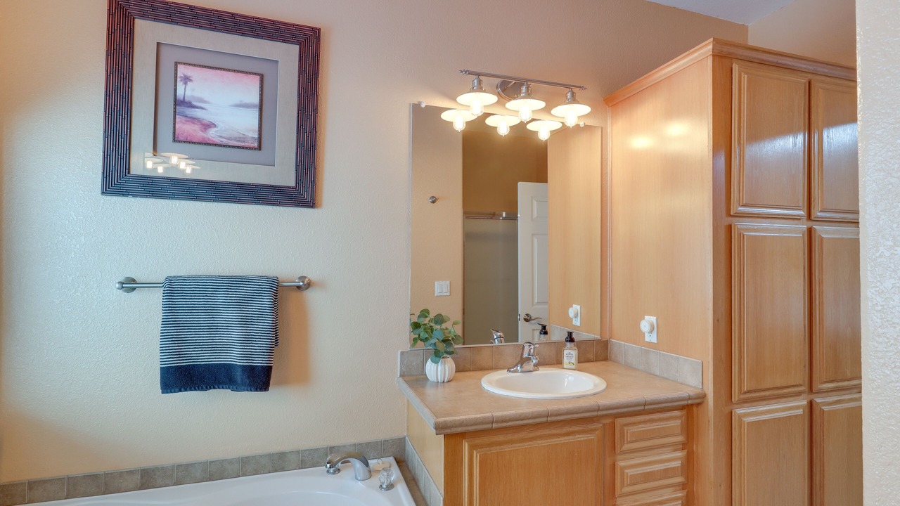 Photo of Bathroom in Needles