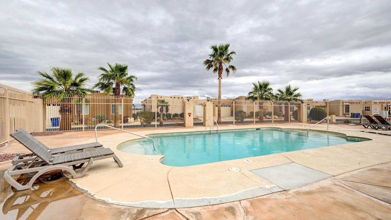 Photo of Outdoor in Needles