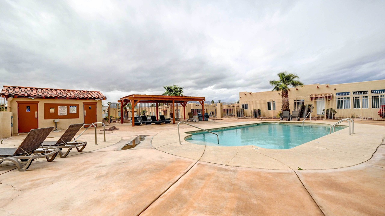 Photo of Outdoor in Needles