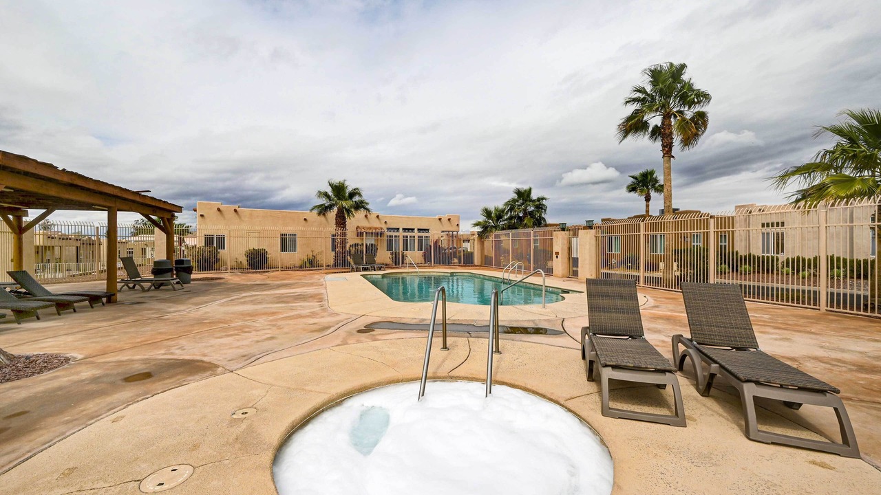 Photo of Outdoor in Needles
