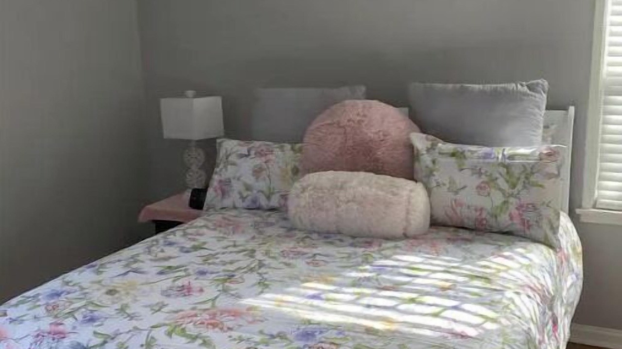 Photo of Bedroom in Inglewood