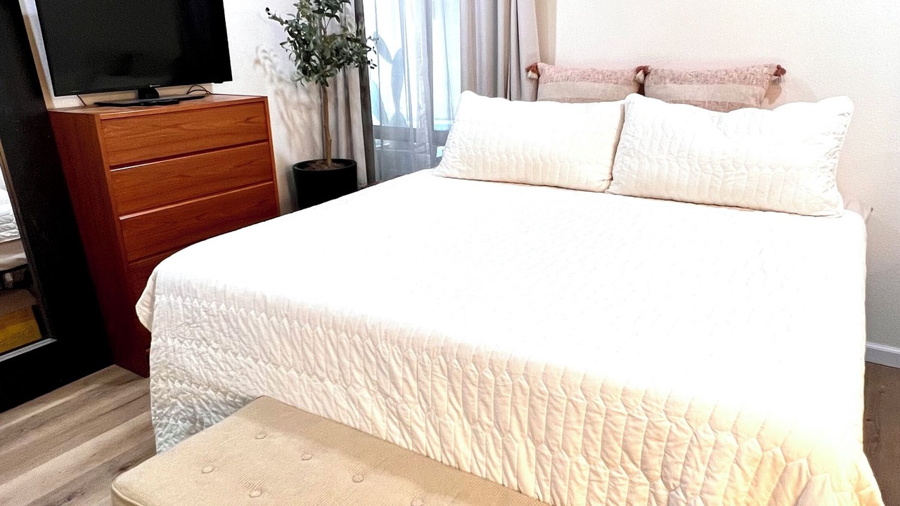 Photo of Bedroom in Pasadena