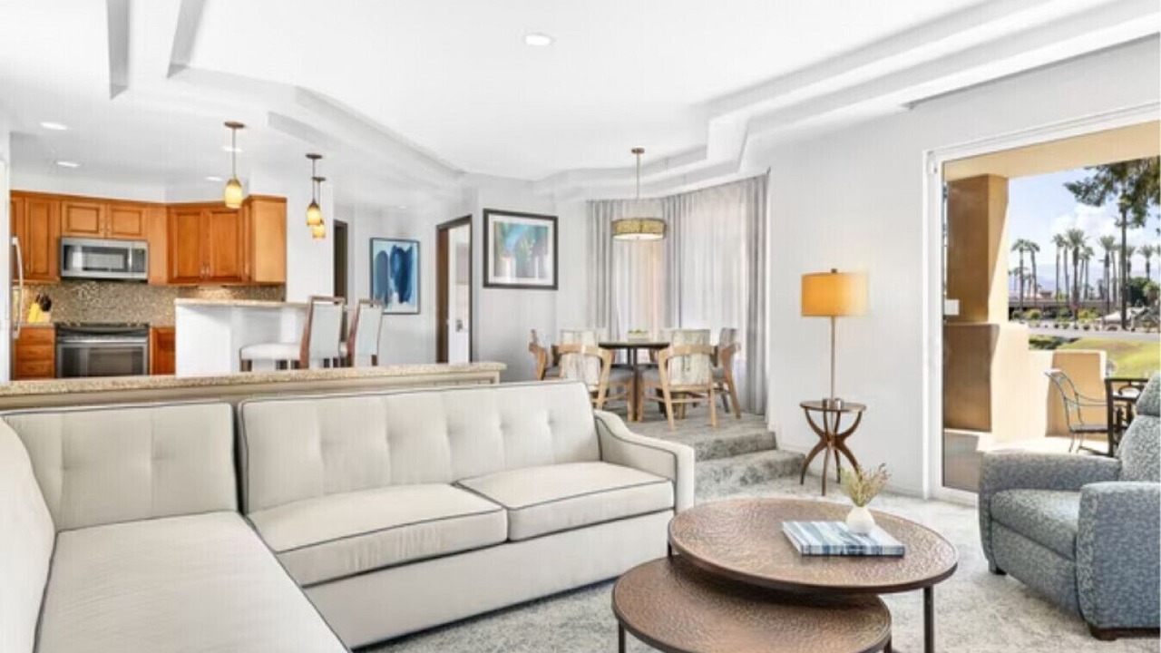 Photo of Livingroom in Palm Desert