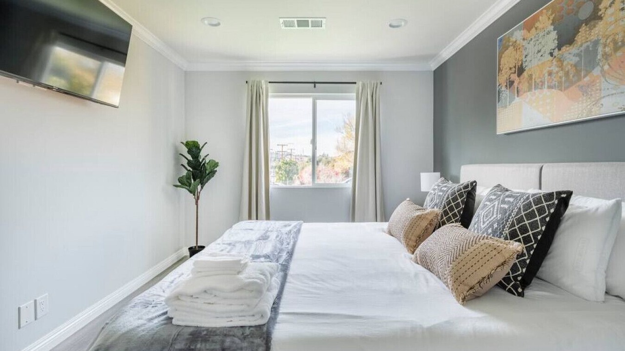 Photo of Bedroom in South San Gabriel
