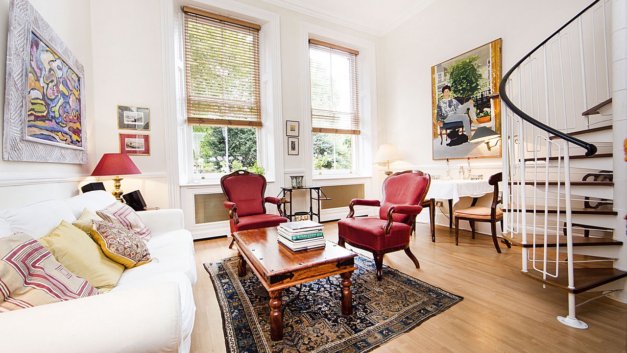 Photo of Livingroom in Earl's Court