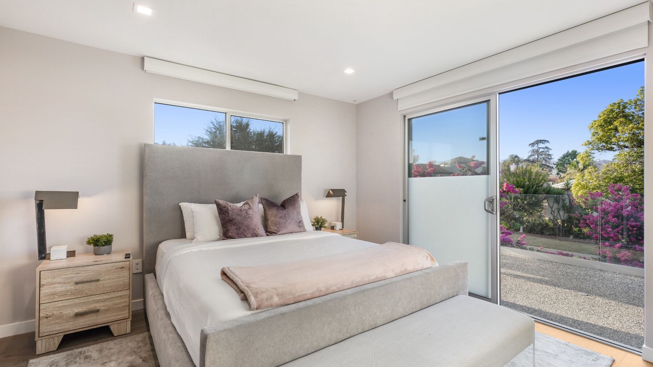 Photo of Bedroom in Carthay Circle