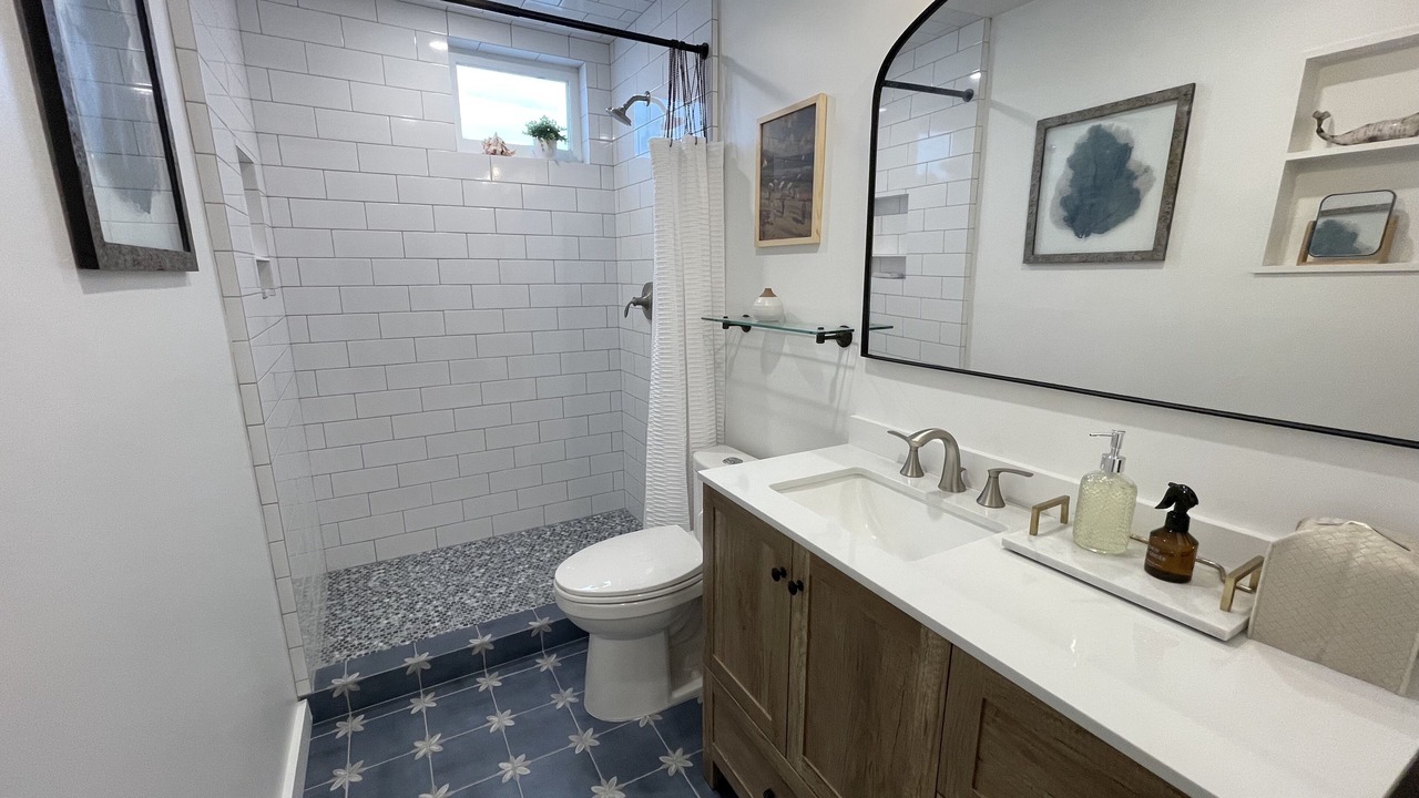 Photo of Bathroom in Laguna Niguel