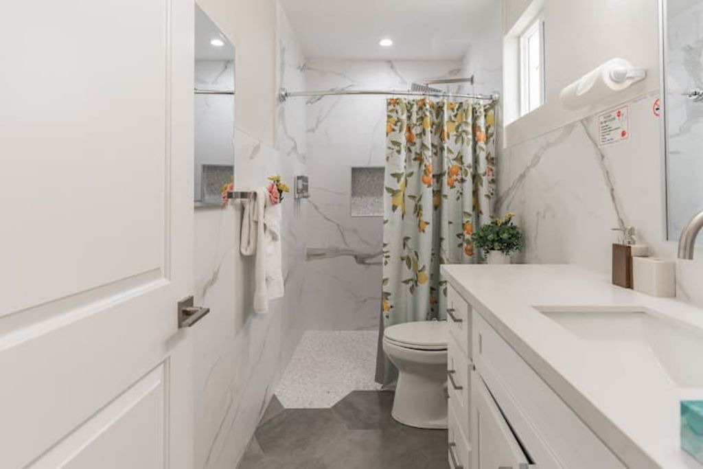 Photo of Bathroom in Eagle Rock