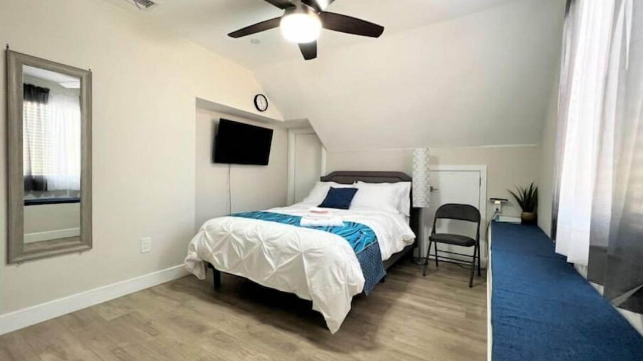 Photo of Bedroom in Eagle Rock