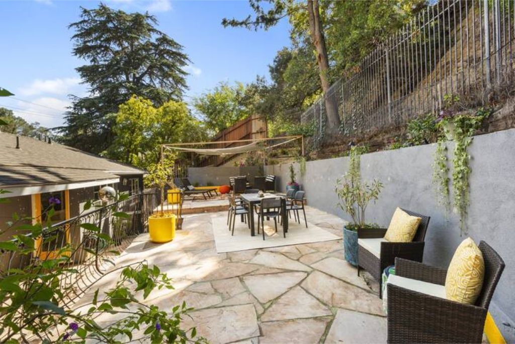 Photo of Outdoor in Beachwood Canyon