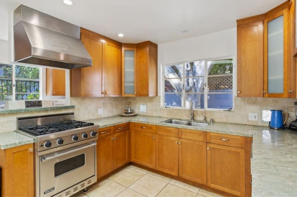 Photo of Kitchen in Beachwood Canyon