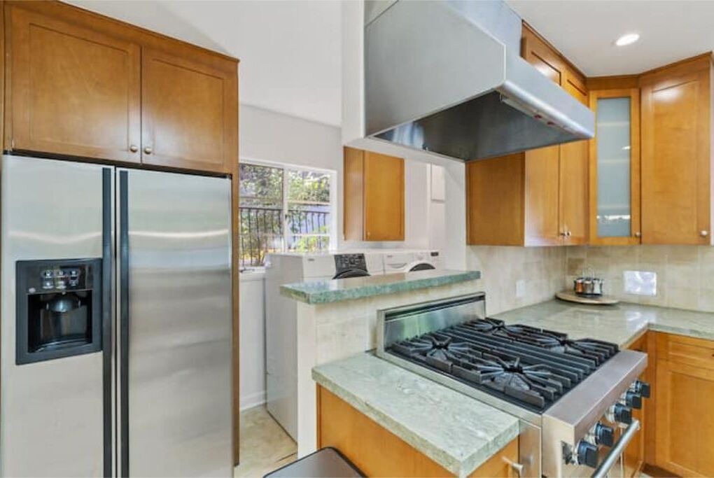 Photo of Kitchen in Beachwood Canyon