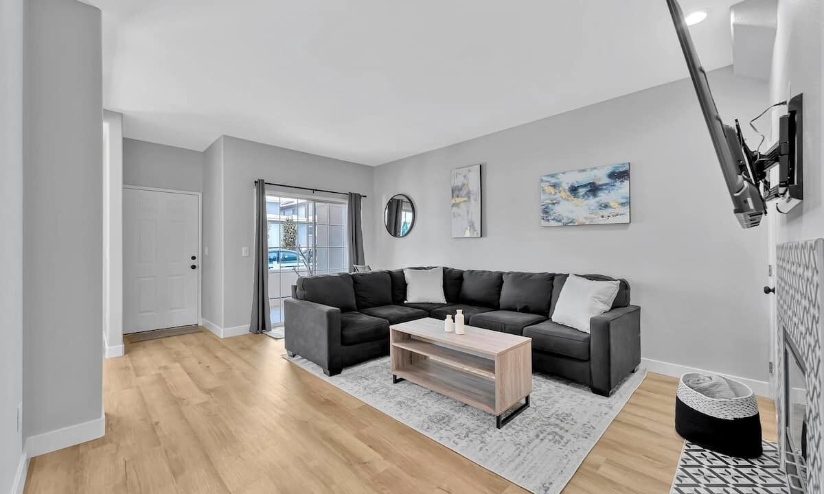 Photo of Livingroom in Belmont Shore