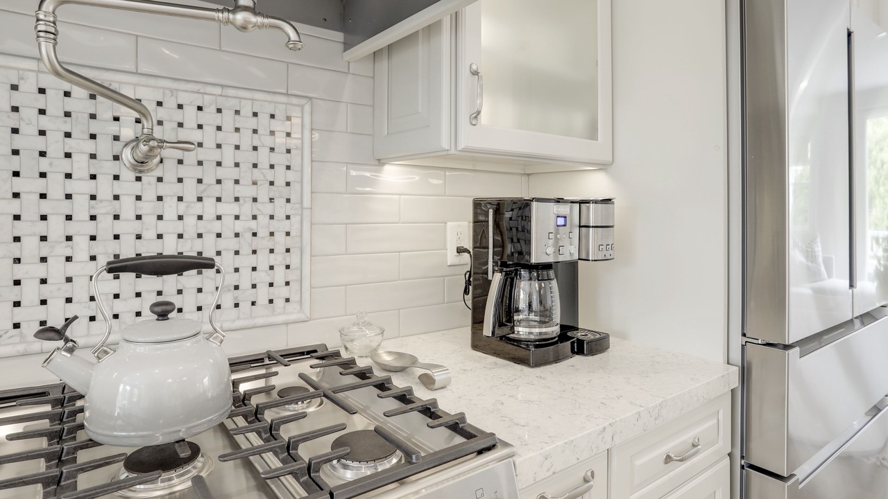 Photo of Kitchen in Beach Barber Tract
