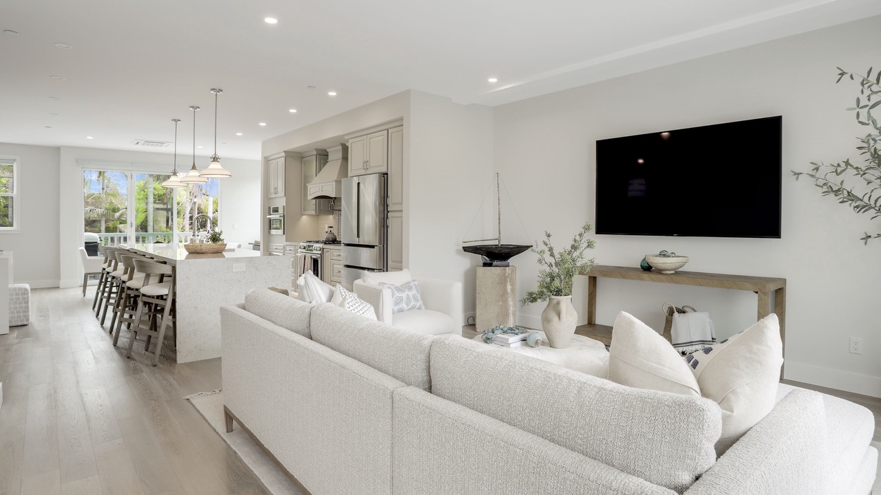 Photo of Livingroom in Beach Barber Tract