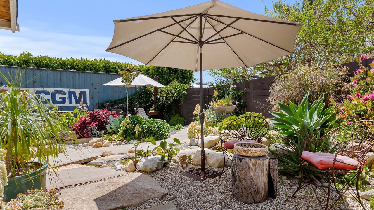 Photo of Patio Balcony in West Mesa