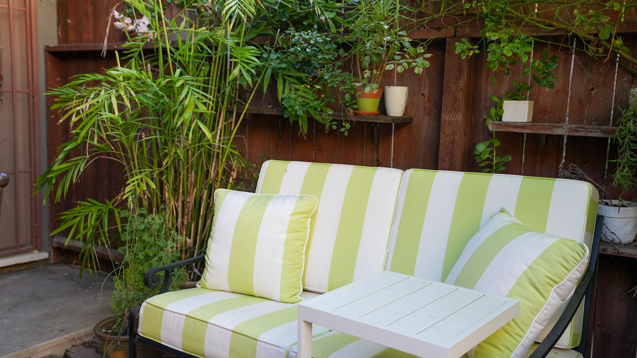 Photo of Patio Balcony in North Hollywood