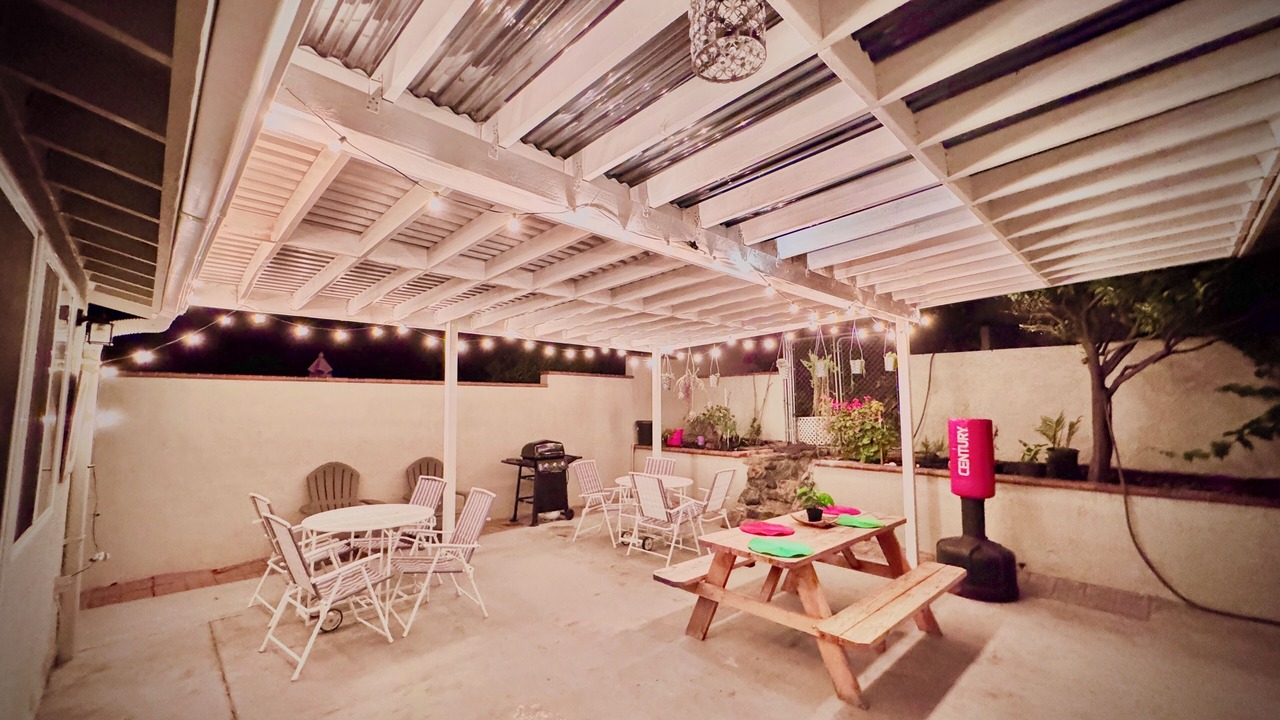 Photo of Outdoor in Allied Gardens