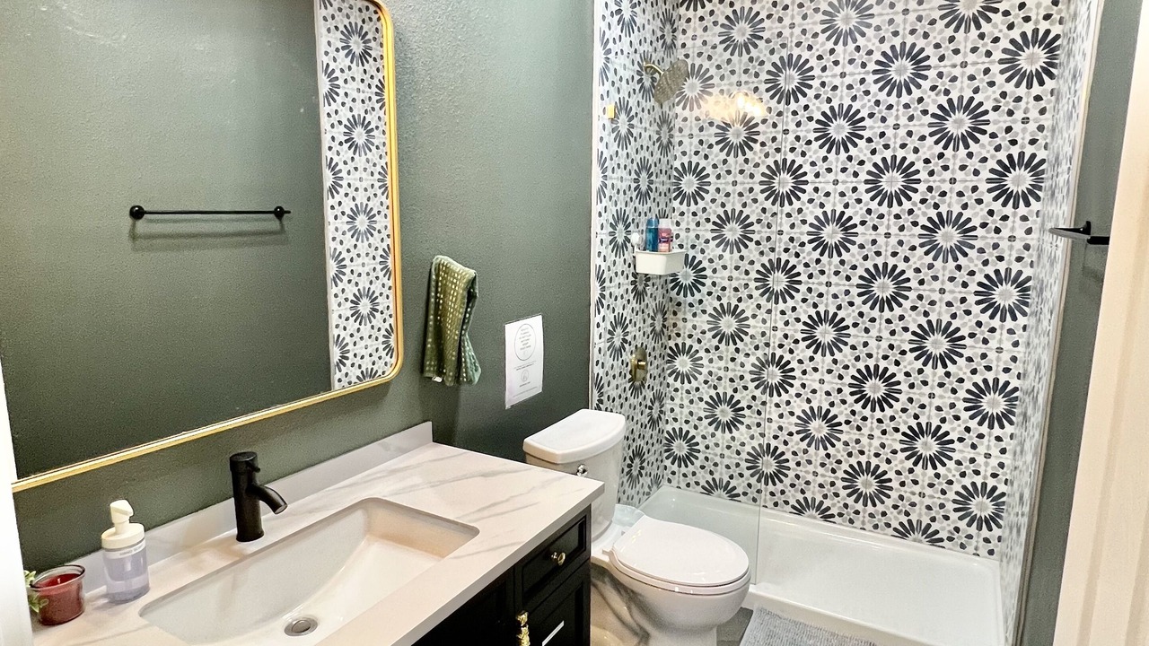 Photo of Bathroom in Henninger Park