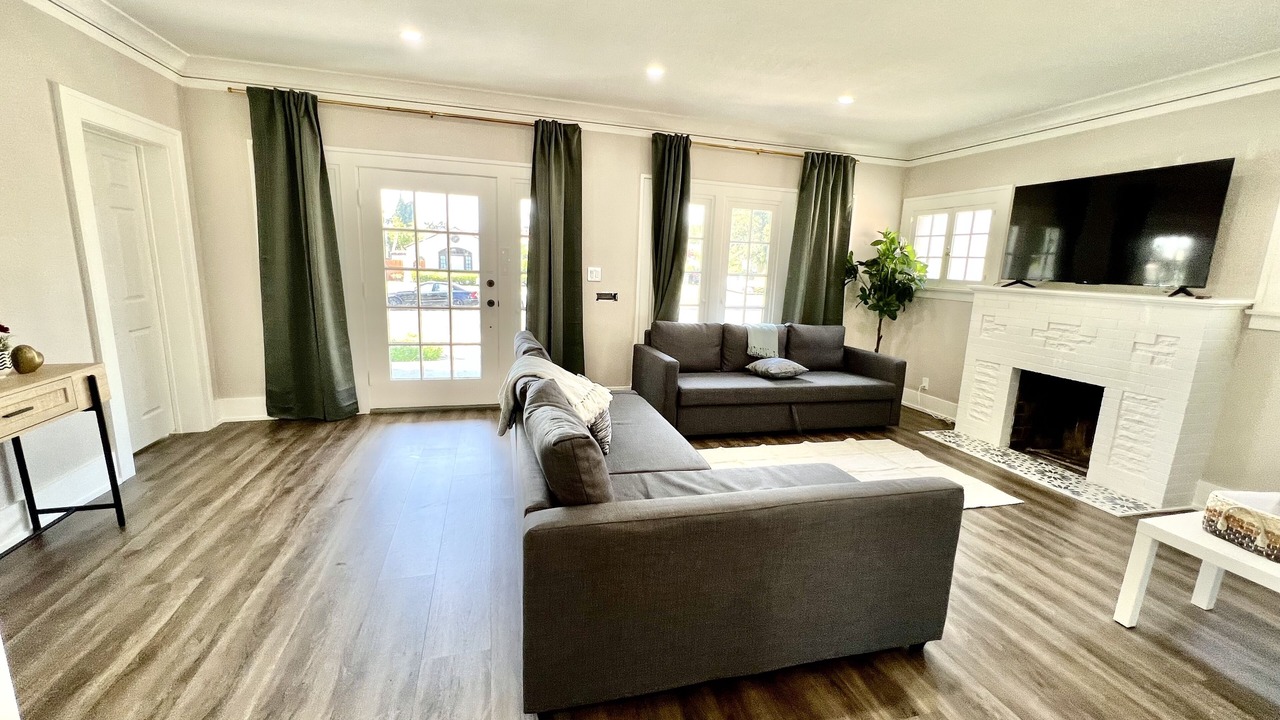 Photo of Livingroom in Henninger Park