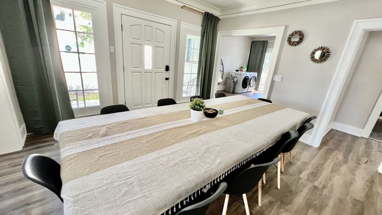 Photo of Bedroom in Henninger Park