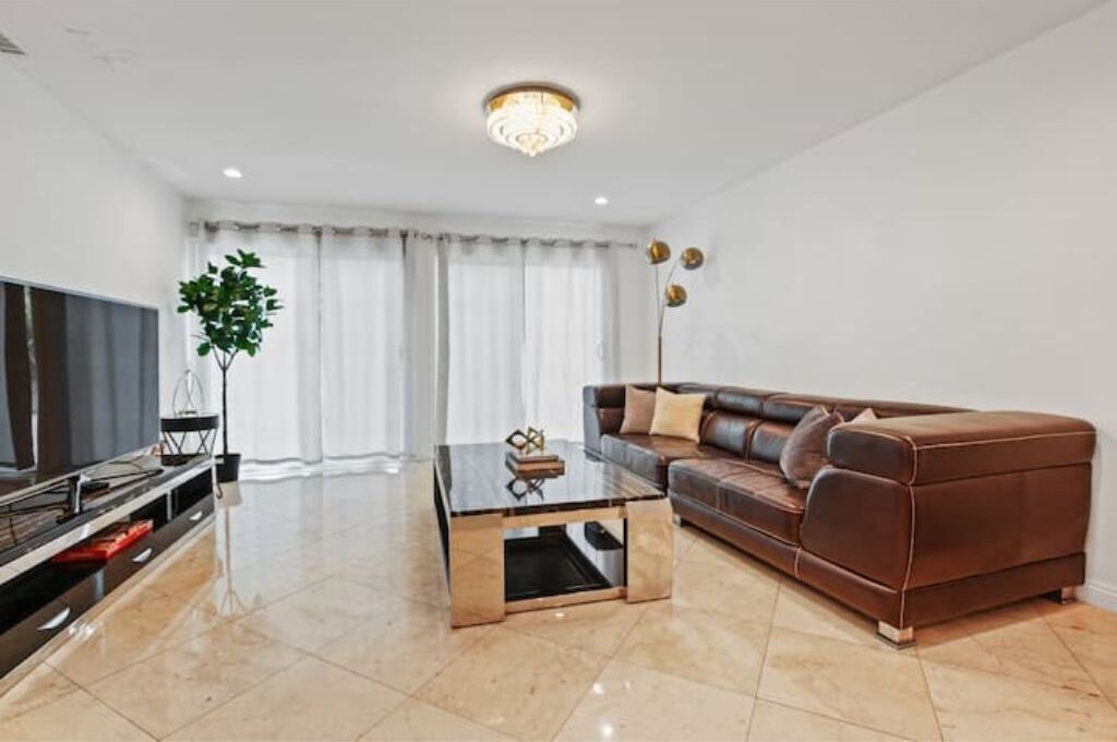 Photo of Livingroom in Hacienda Heights
