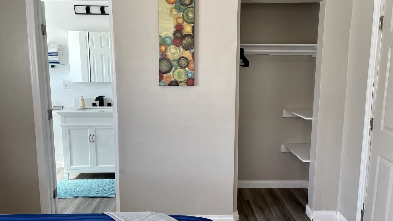 Photo of Bedroom in Corridor
