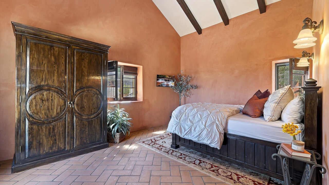 Photo of Bedroom in Murrieta