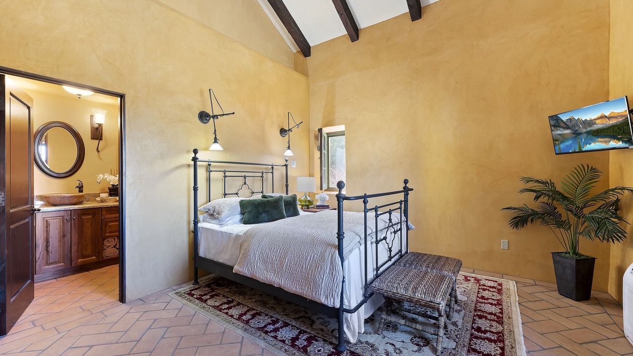 Photo of Bedroom in Murrieta