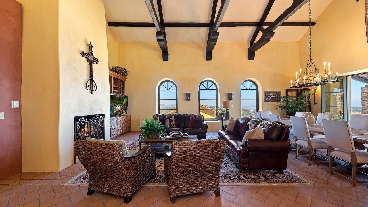 Photo of Livingroom in Murrieta