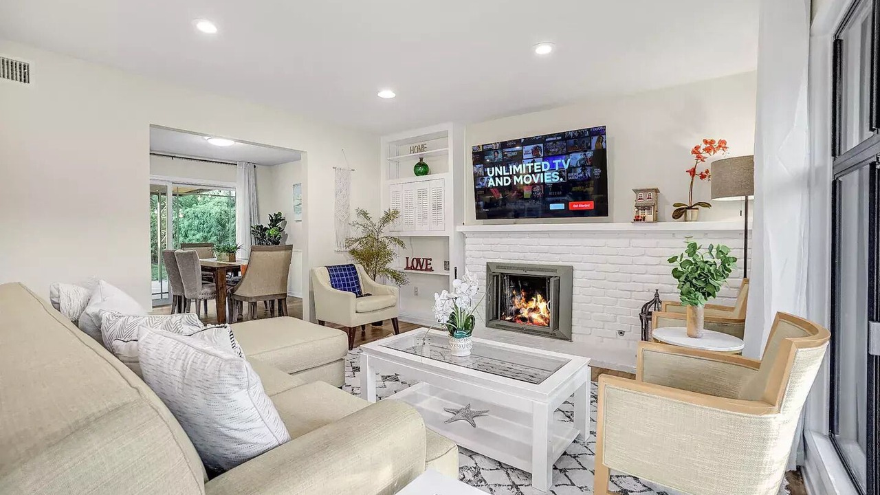 Photo of Livingroom in Hacienda Heights