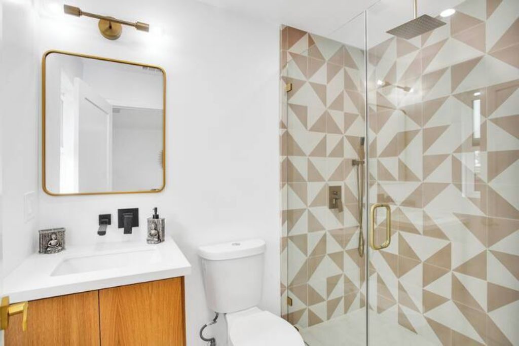 Photo of Bathroom in Park Mesa Heights
