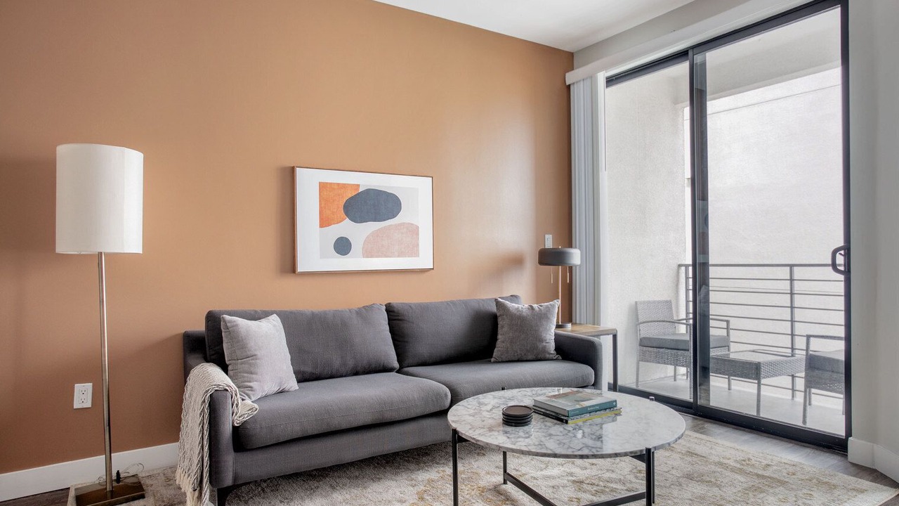 Photo of Livingroom in NoHo Arts District
