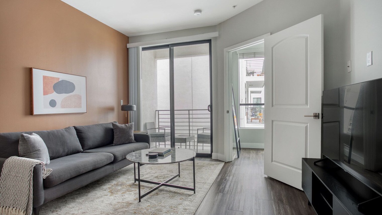 Photo of Livingroom in NoHo Arts District