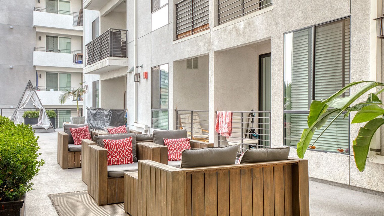 Photo of Patio Balcony in NoHo Arts District