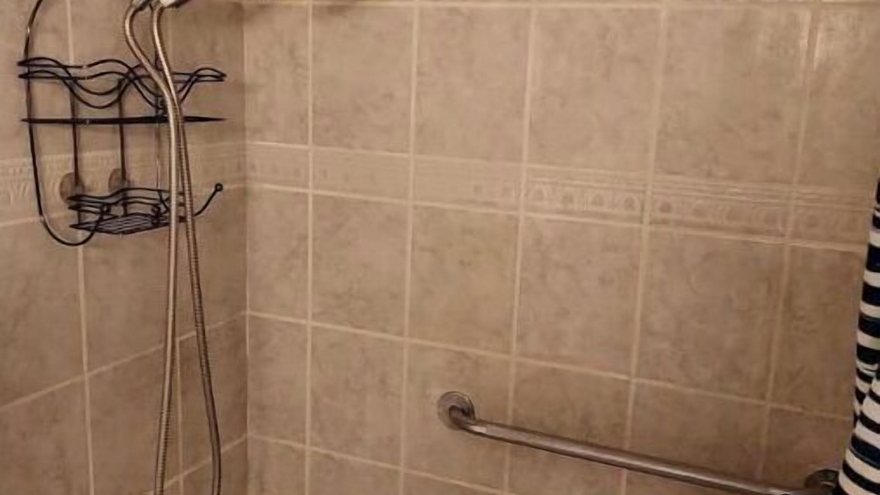 Photo of Bathroom in San Fernando