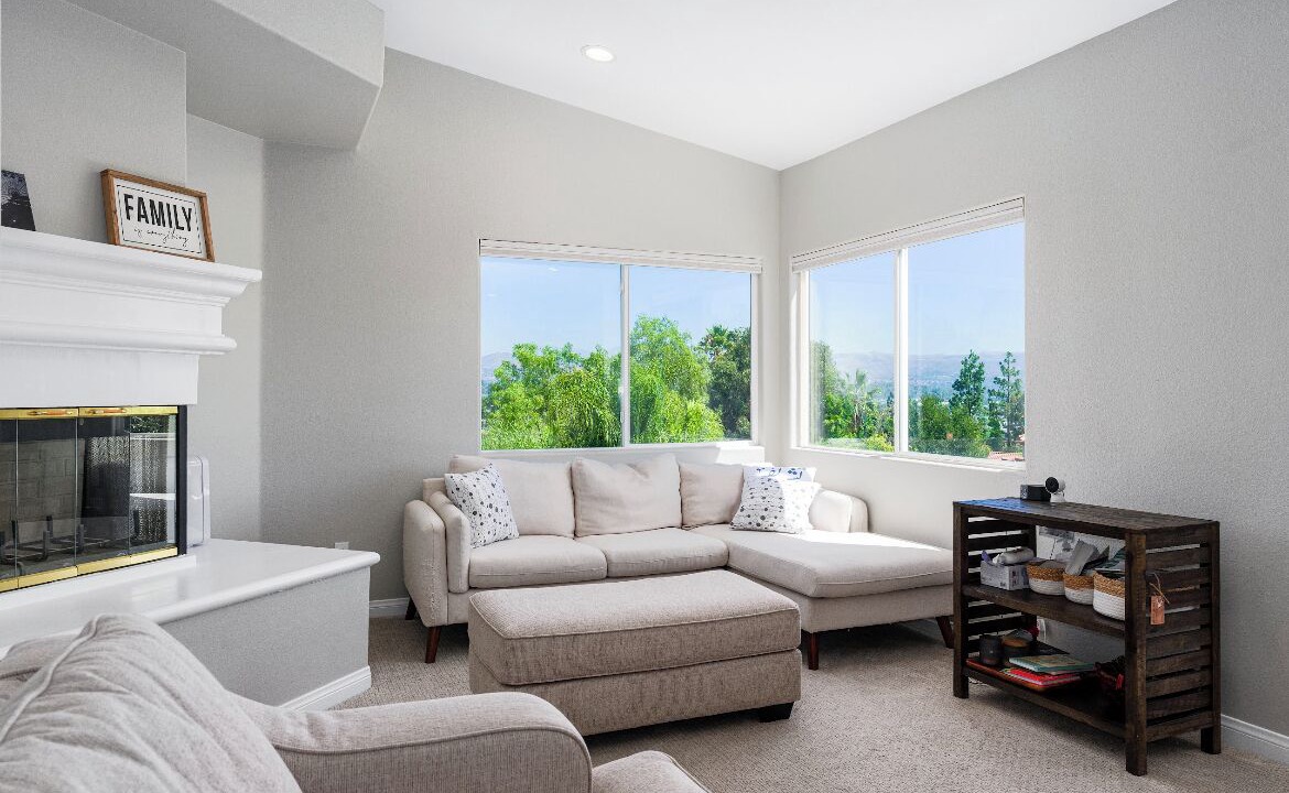 Photo of Livingroom in Anaheim Hills