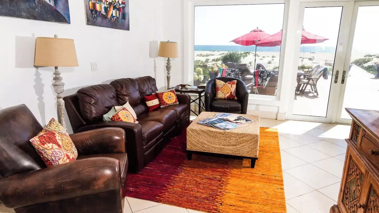 Photo of Livingroom in Sunset Beach
