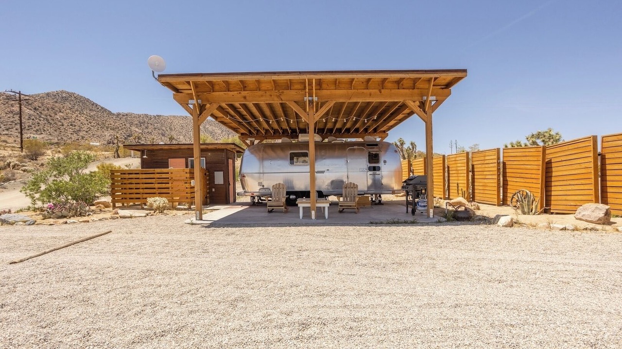 Photo of Bathroom in Joshua Tree Highlands