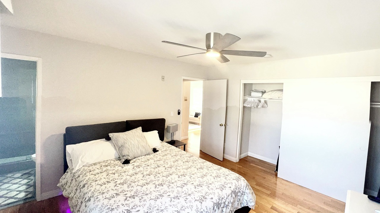 Photo of Bedroom in Carthay Circle