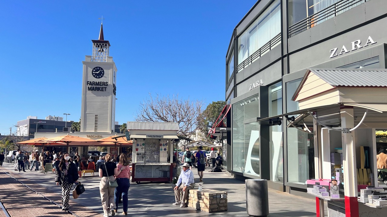 Photo of Others in Carthay Circle