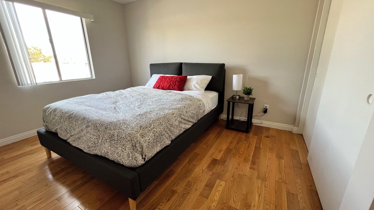Photo of Bedroom in Carthay Circle
