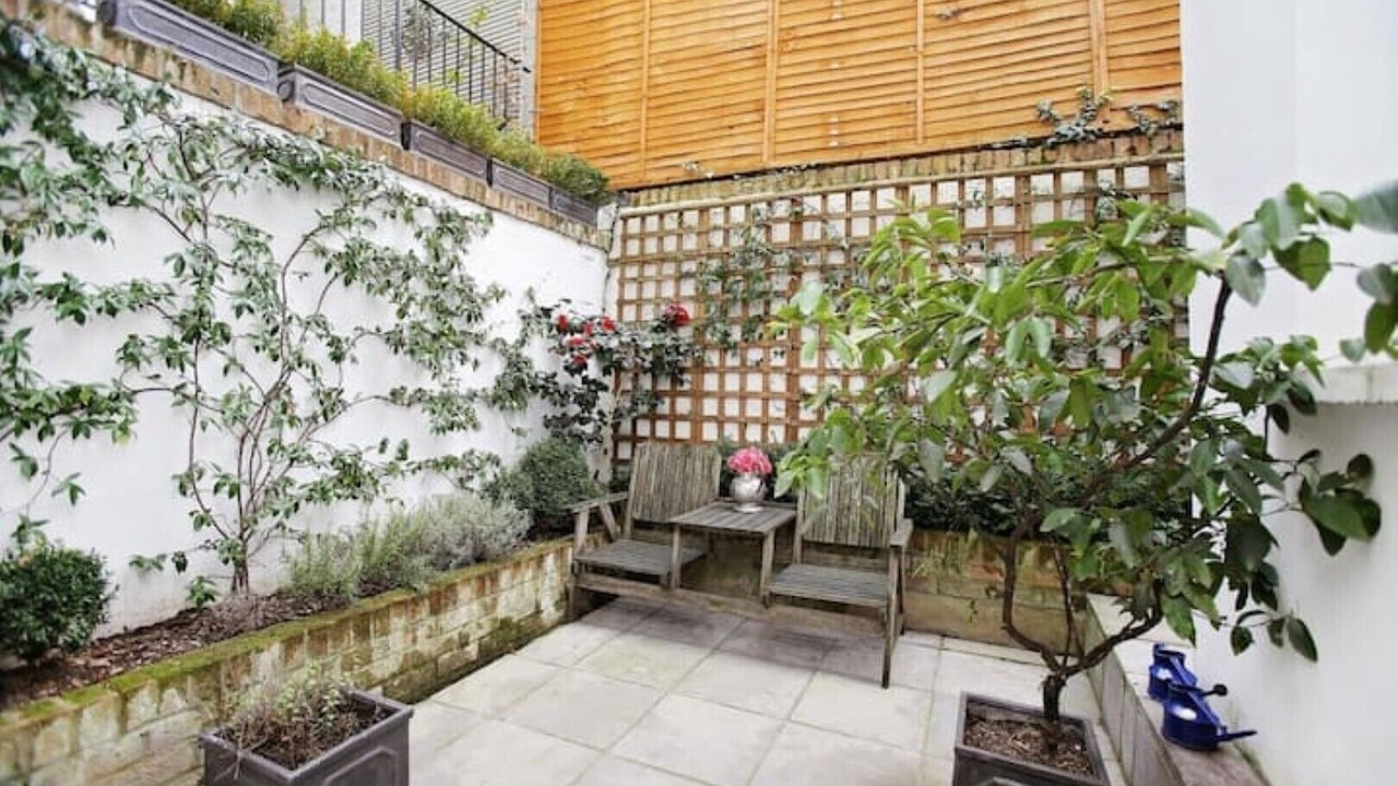 Photo of Outdoor in Bayswater