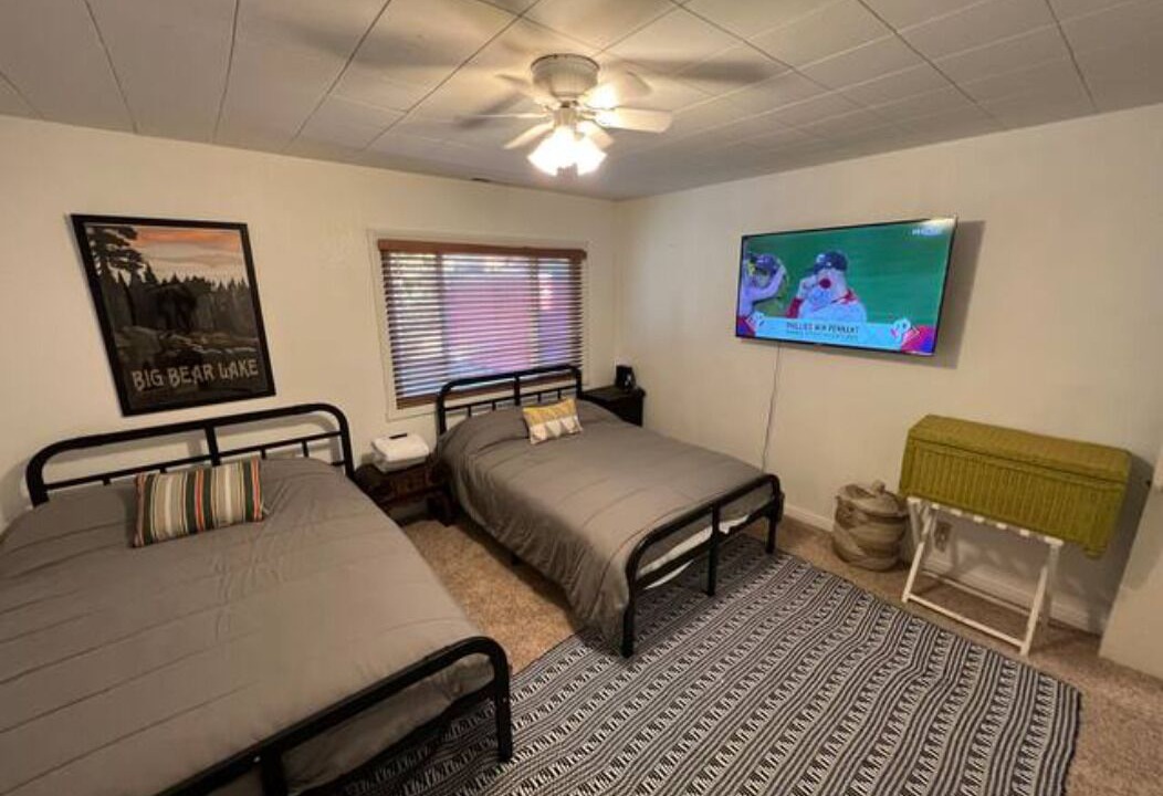 Photo of Bedroom in Fawnskin