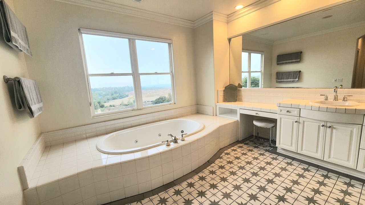 Photo of Bathroom in Turtle Ridge