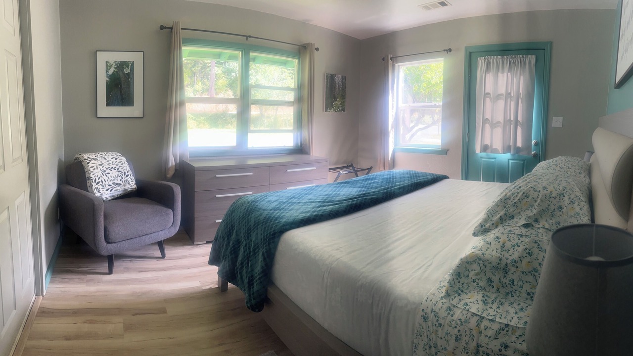 Photo of Bedroom in Orick