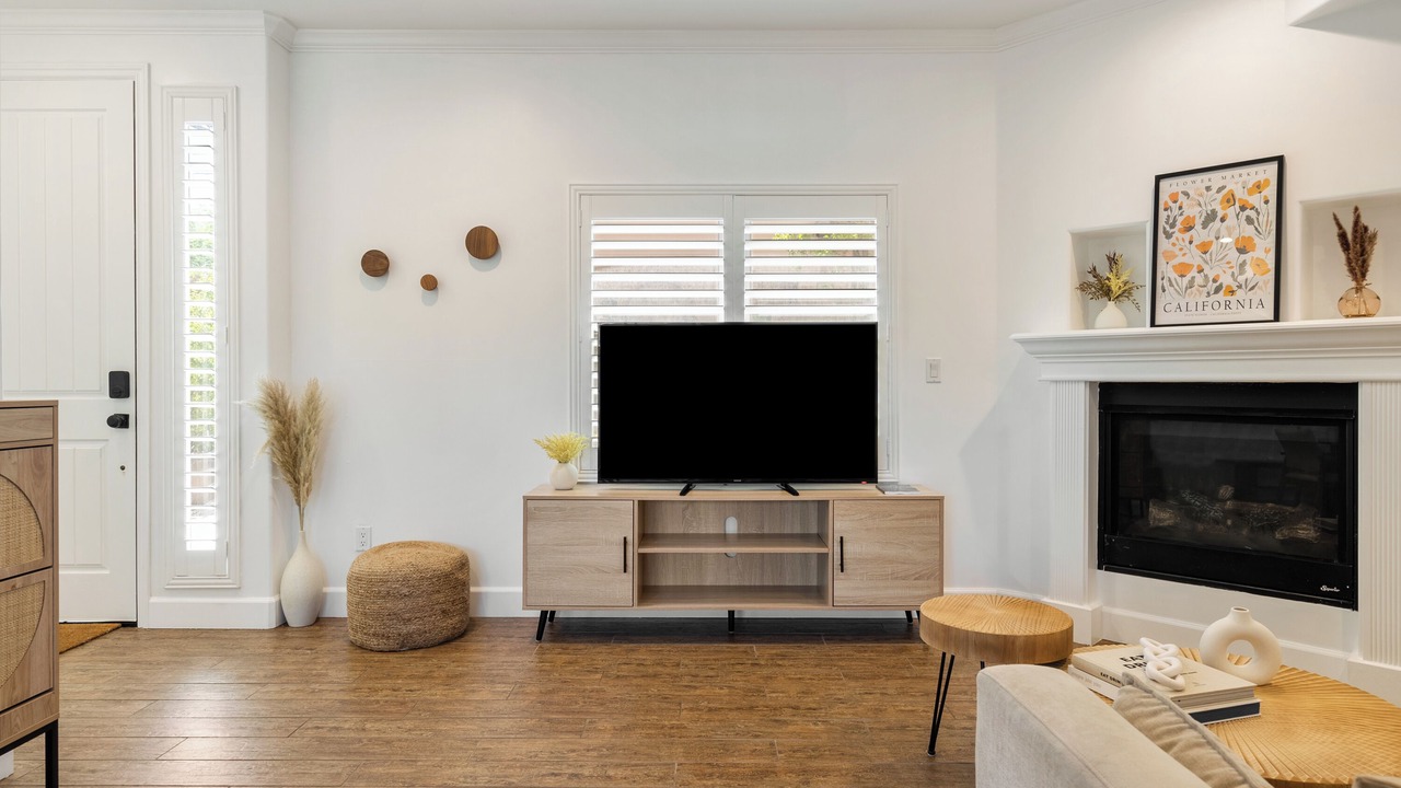Photo of Livingroom in San Gabriel