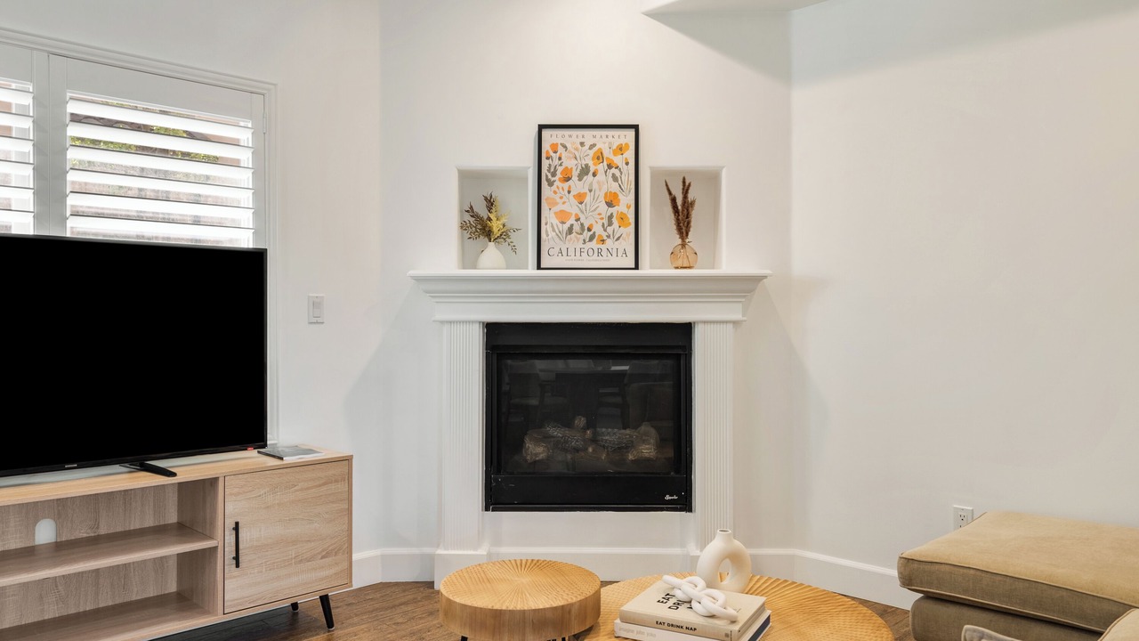 Photo of Livingroom in San Gabriel