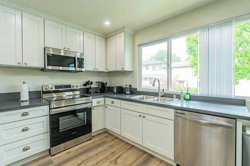 Photo of Kitchen in Altadena