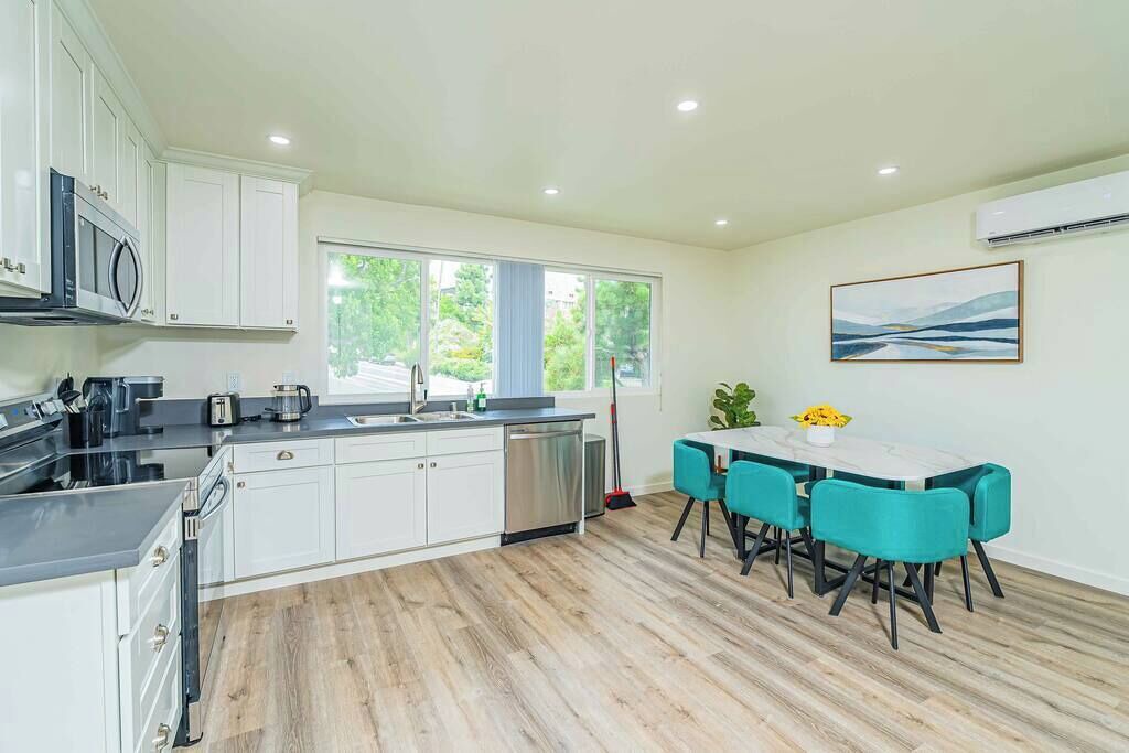 Photo of Kitchen in Altadena